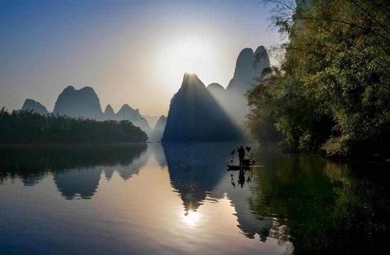 桂林漓江黄布倒影正面观景视角实景