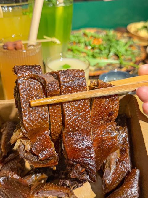 吃完鸭沿着青弋江晃
