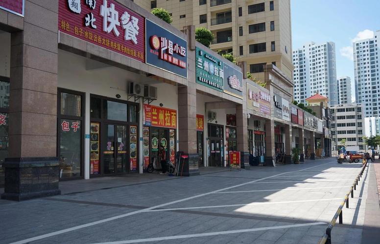 城市临街社区底商选址实拍