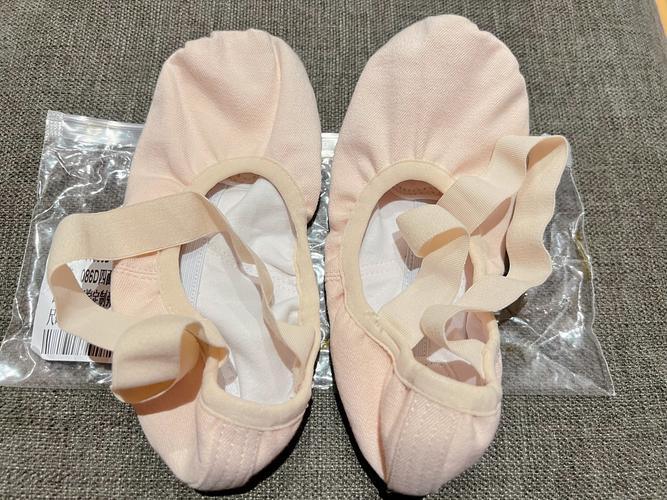给妈妈买的软底舞蹈鞋和现磨黑芝麻粉打包实拍