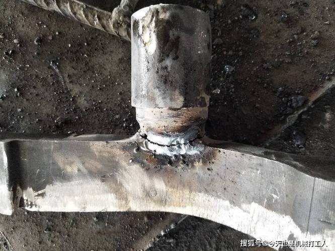 焊接构件残余应力变形报废现场