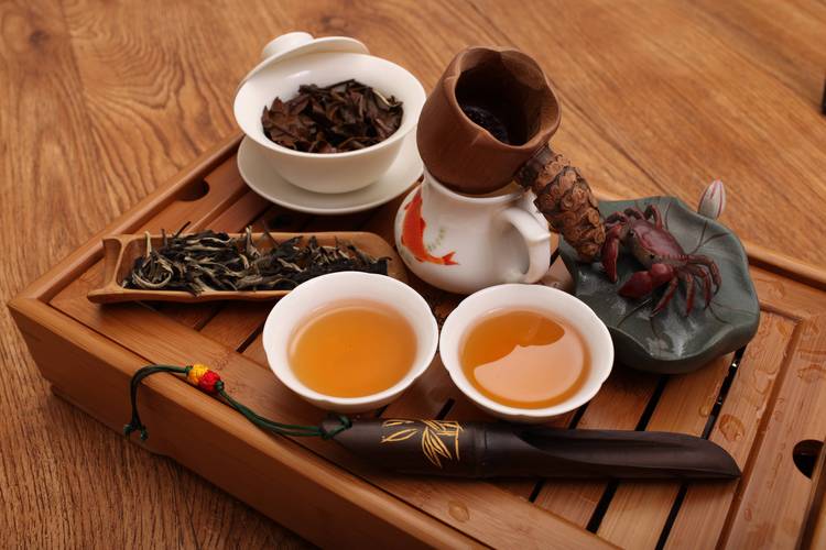 潮汕老厝天井工夫茶茶具摆放