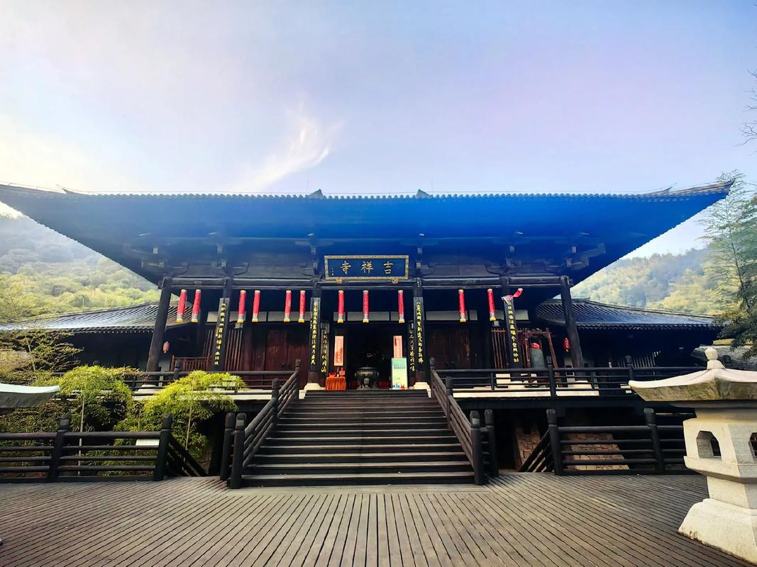 浙江长兴顾渚山唐代贡茶院遗址竹林