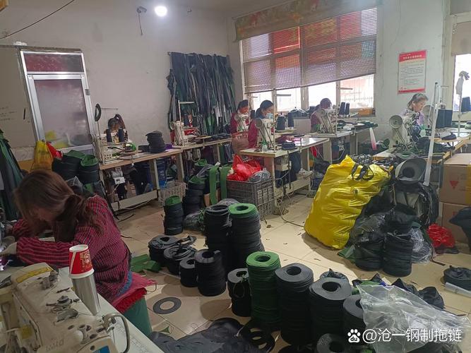 油缸厂家装配车间 恒温防尘