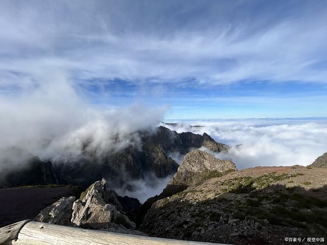陕西太白山大爷海清晨云海景观