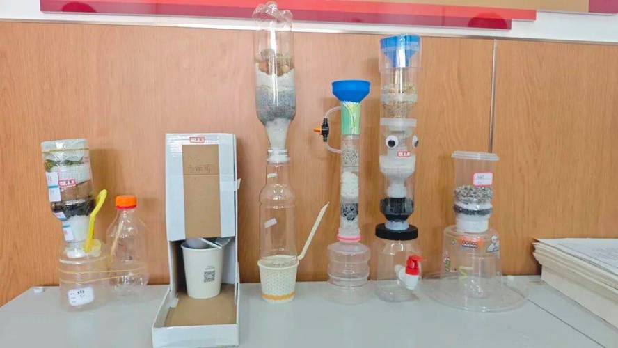 自制简易户外矿泉水瓶净水装置图