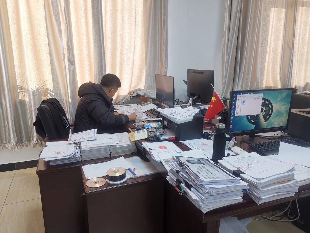 北京离婚纠纷案件证据材料梳理办公场景实拍