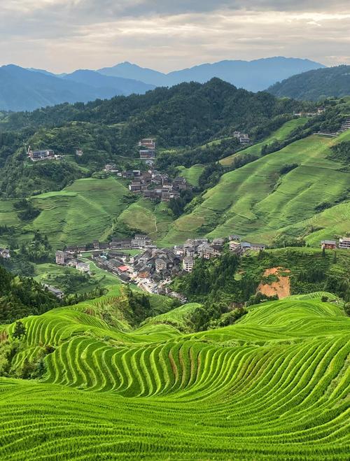 广西桂林龙脊梯田盘山公路沿途风光