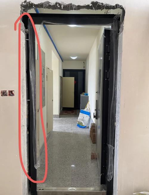 住宅入户门相邻权纠纷现场测量图