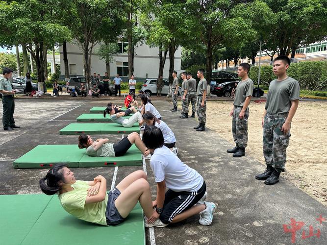 军校体能心理测试现场实拍