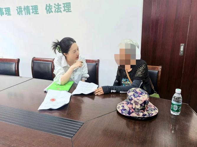 继父母扶养子女法律咨询现场