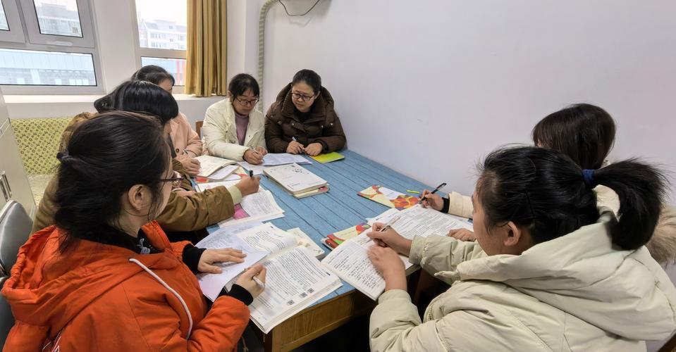 聪明学校的集体备课,正在悄悄转向