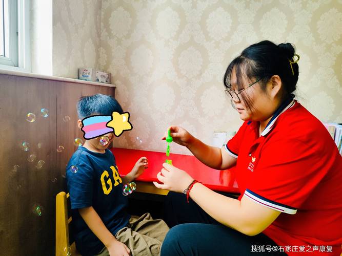普通家长怎么带娃玩转二氧化碳？不用报班在家就能做