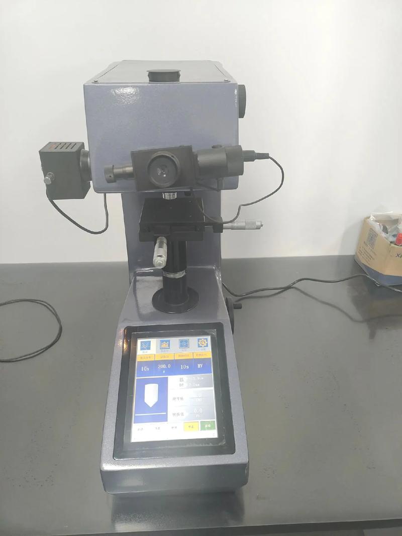 工业实验室台式硬度计不同类型展示图