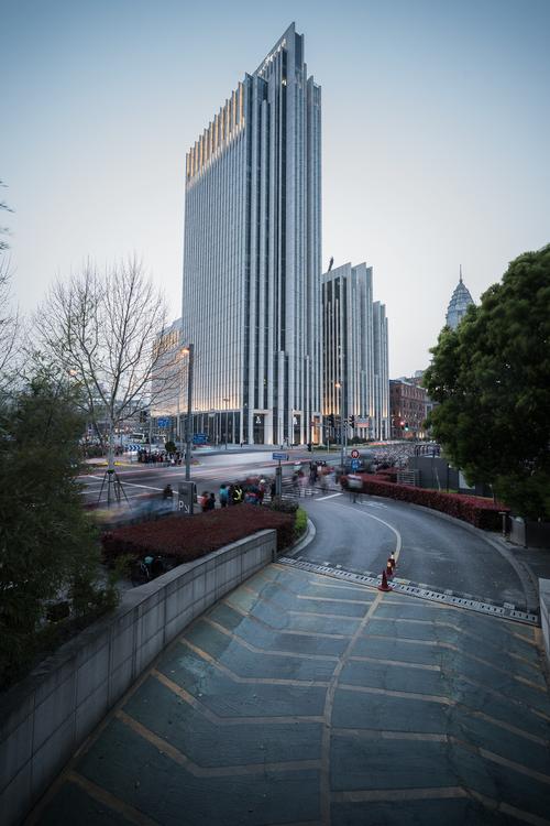上海黄浦区外滩SOHO D座写字楼外部临街街景