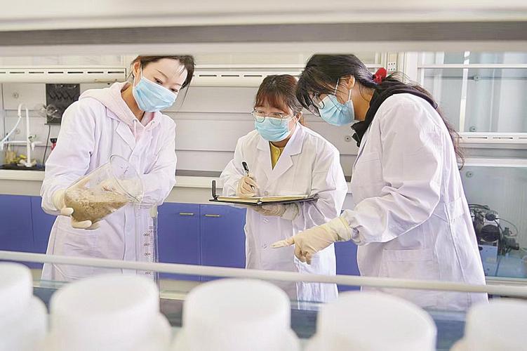 产学研的那些“破壁”时刻：为什么有些成果死在实验室？