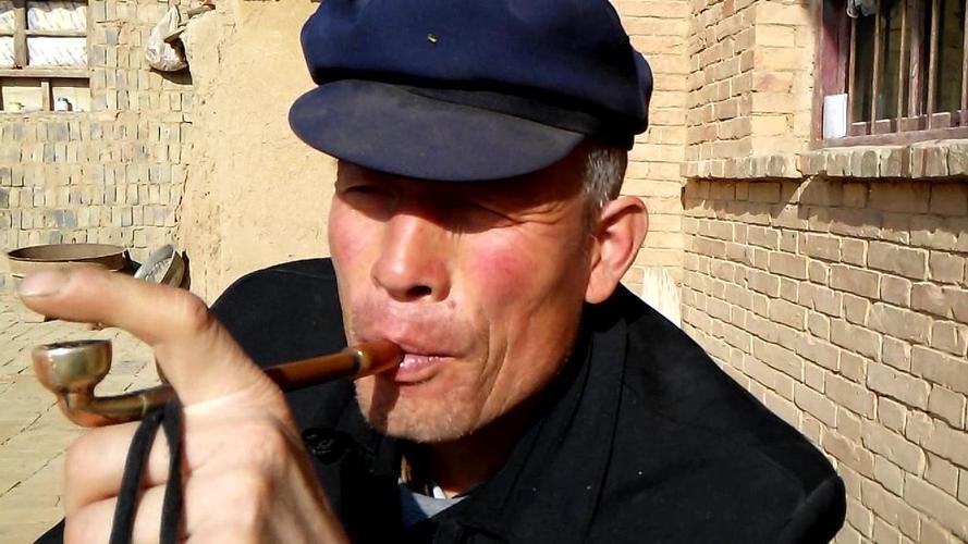 抽不完的一锅慢烟