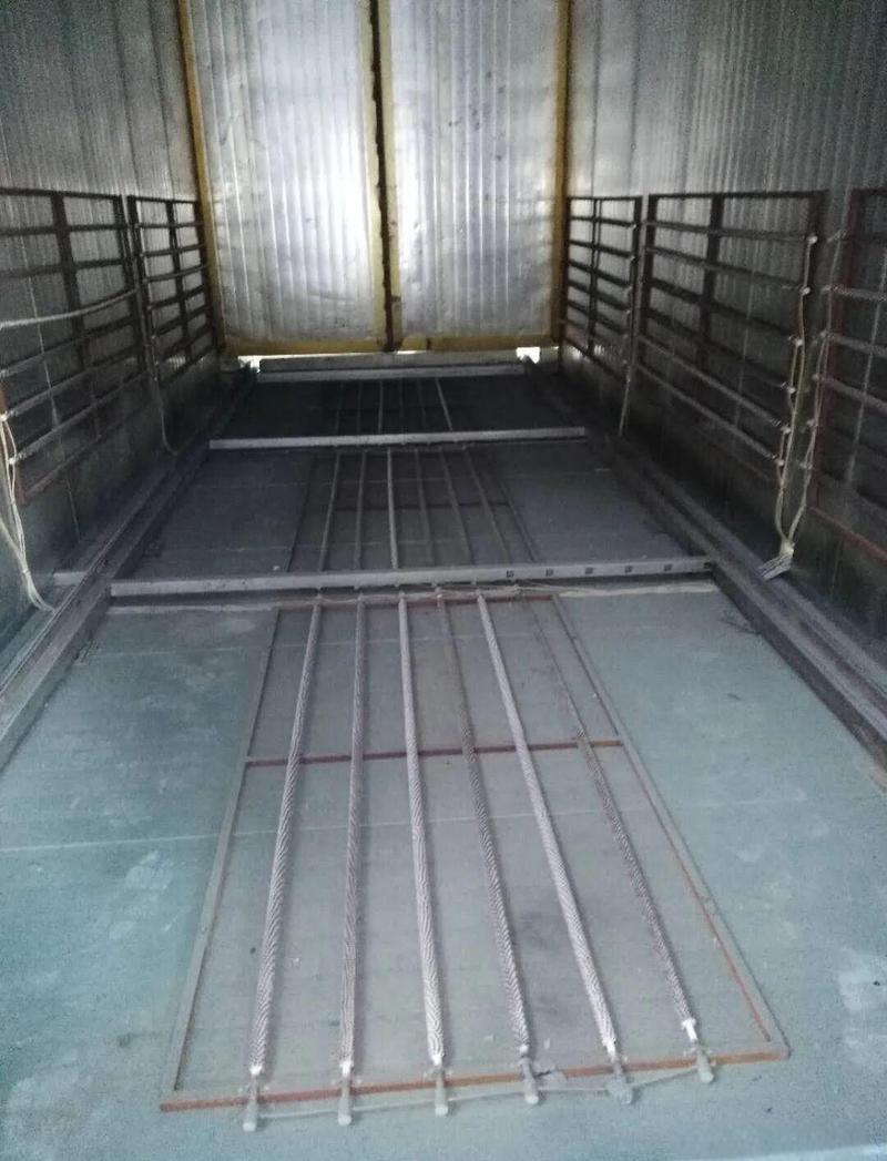 工业烤漆房内部加热管布局实拍