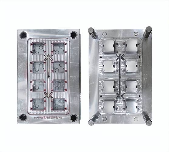 注塑模具型腔积污粘模实物图