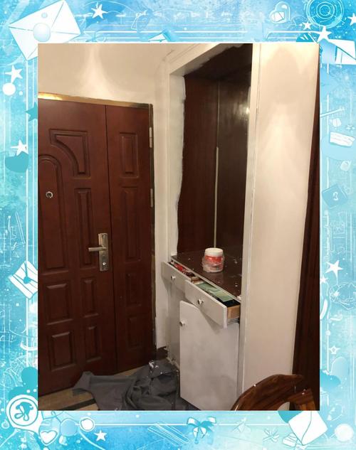 老小区18平独居出租屋玄关