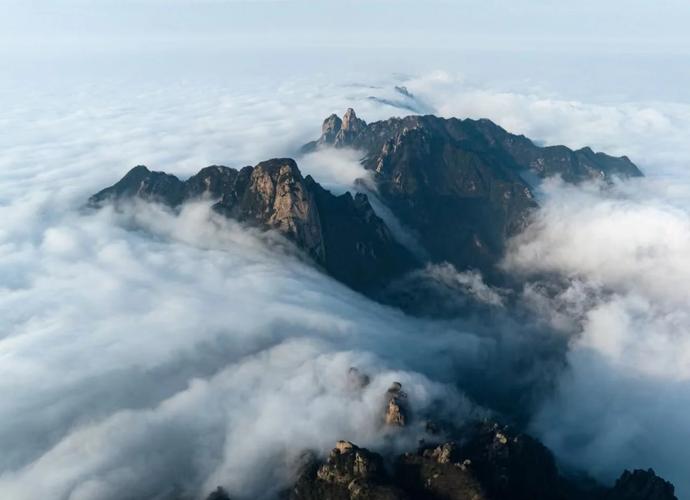 安徽九华山天台峰云海景观